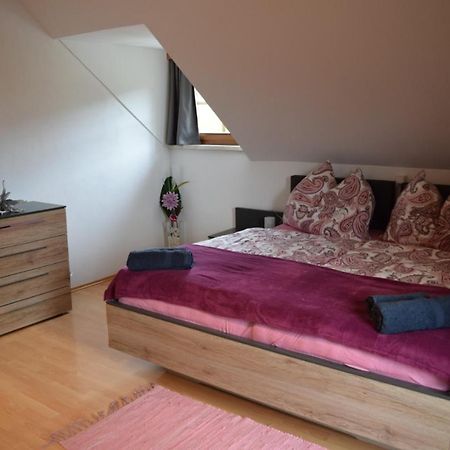 Ferienwohnung Familie Pichler Neumarkt in Steiermark ภายนอก รูปภาพ